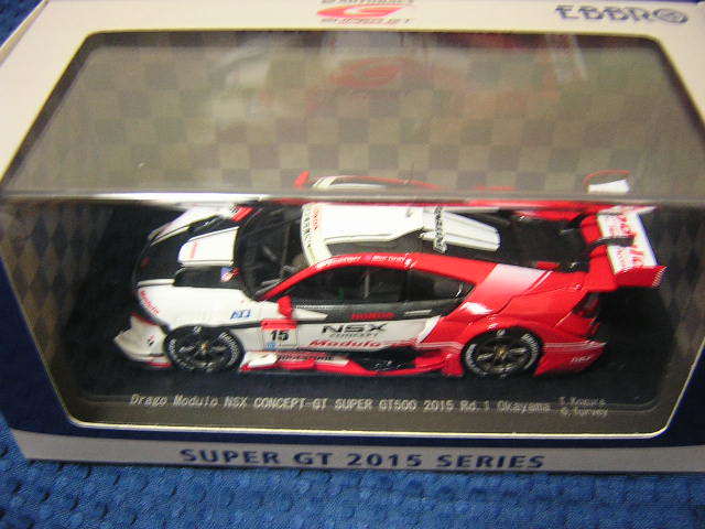 美しい 1/43 EBBRO 2015年スーパーGT第1戦岡山 ドラゴモデューロNSX