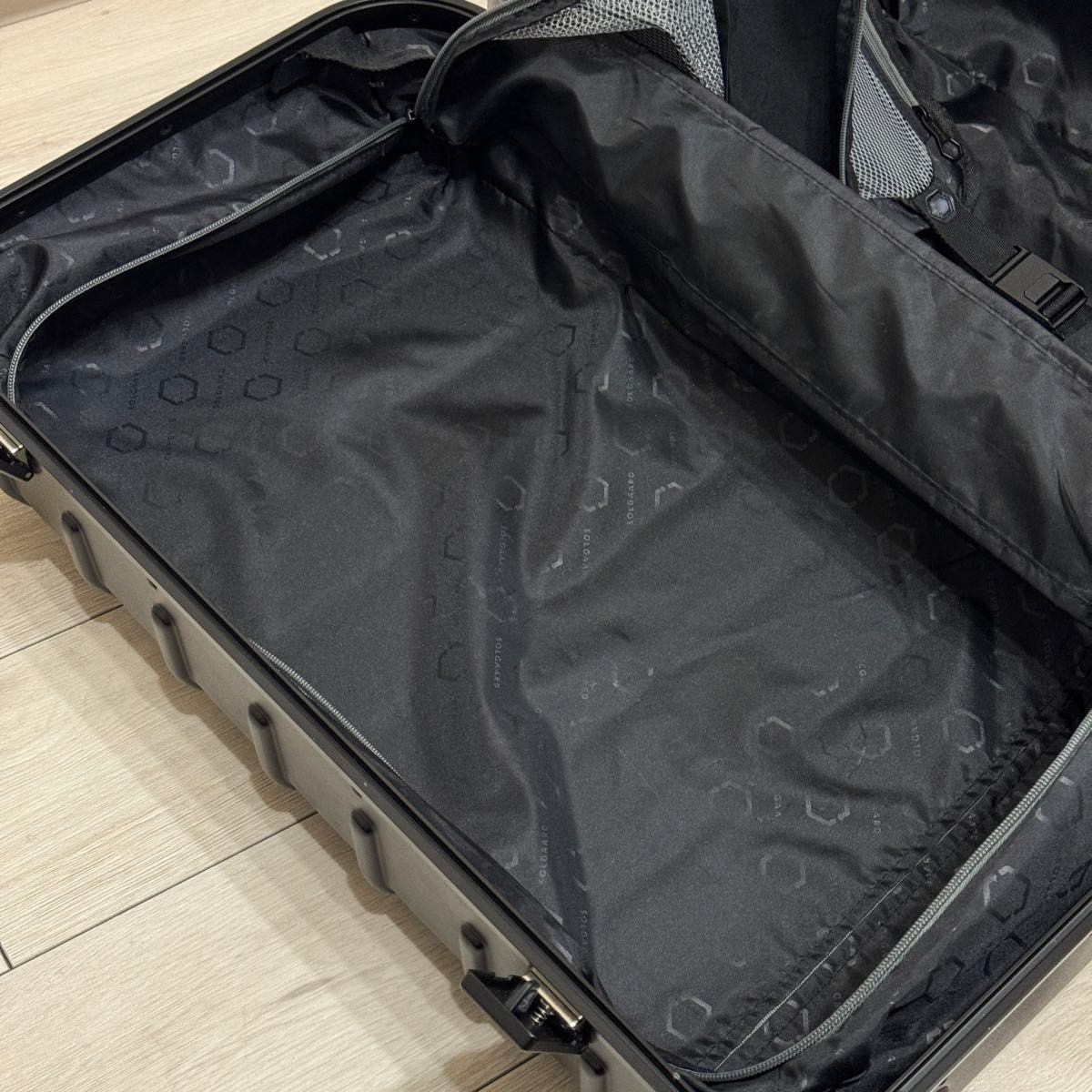 訳あり ソルガード Solgaard Trunk Closet - M (中型60L) 時短 訳あり ソルガード Solgaard Trunk Closet - M (中型60L) 時短