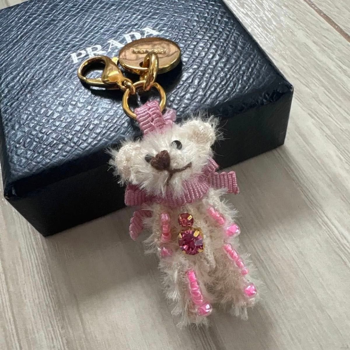 PRADA プラダ くま型キーホルダー キーリング チャーム|Yahoo PRADA プラダ くま型キーホルダー キーリング チャーム|Yahoo