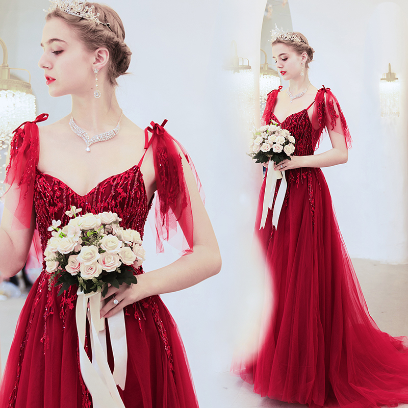 注目ブランドのギフト ウエディングドレス カラードレス　結婚式　披露宴　パーティー　演奏会　発表会　ステージ衣装 T568 赤