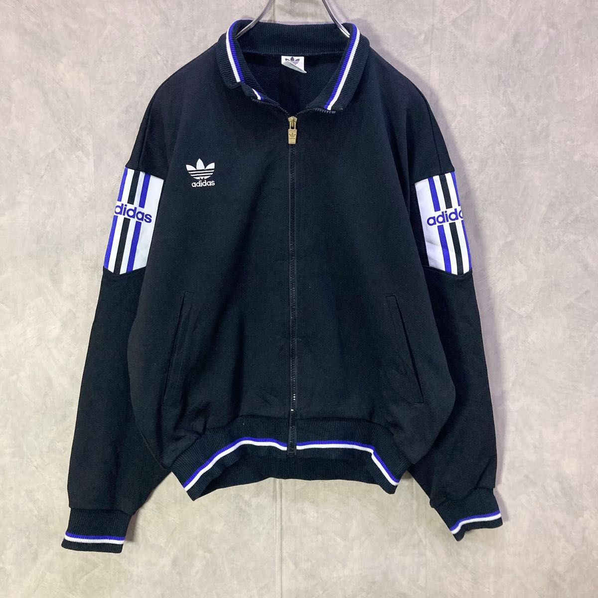 90s デサント製adidas トラックジャケット ショート丈 90s デサント製adidas トラックジャケット ショート丈