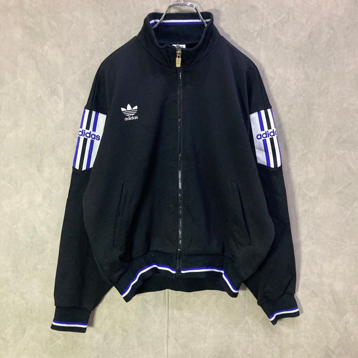 90s デサント製adidas トラックジャケット ショート丈 90s デサント製adidas トラックジャケット ショート丈