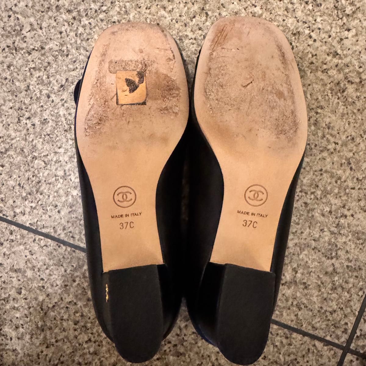 CHANEL シャネル 靴 パンプス 24cm 黒 カメリアパール 正規品 CHANEL シャネル 靴 パンプス 24cm 黒 カメリアパール 正規品