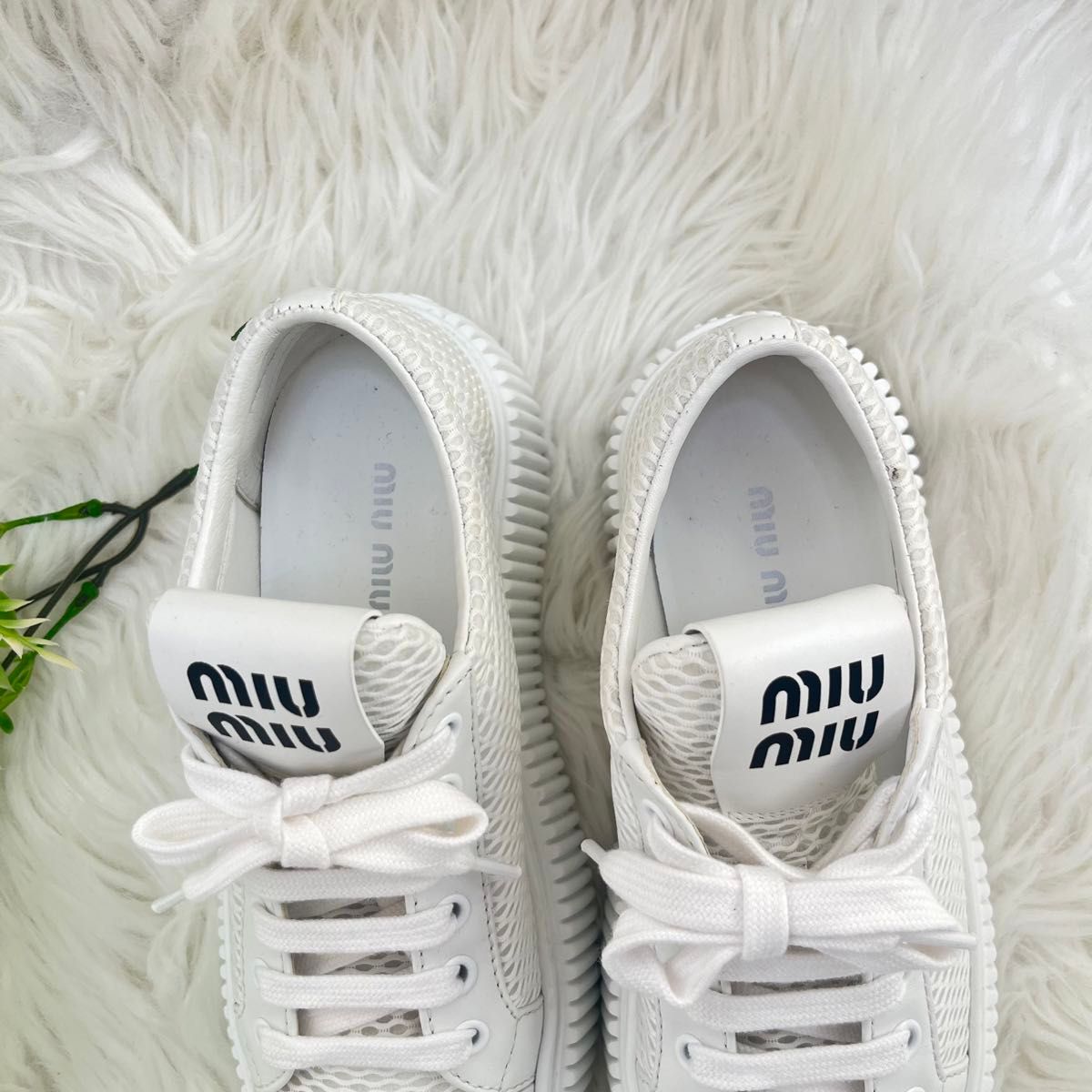 miu miu ミュウミュウ メッシュ フラットフォーム スニーカー miu miu ミュウミュウ メッシュ フラットフォーム スニーカー