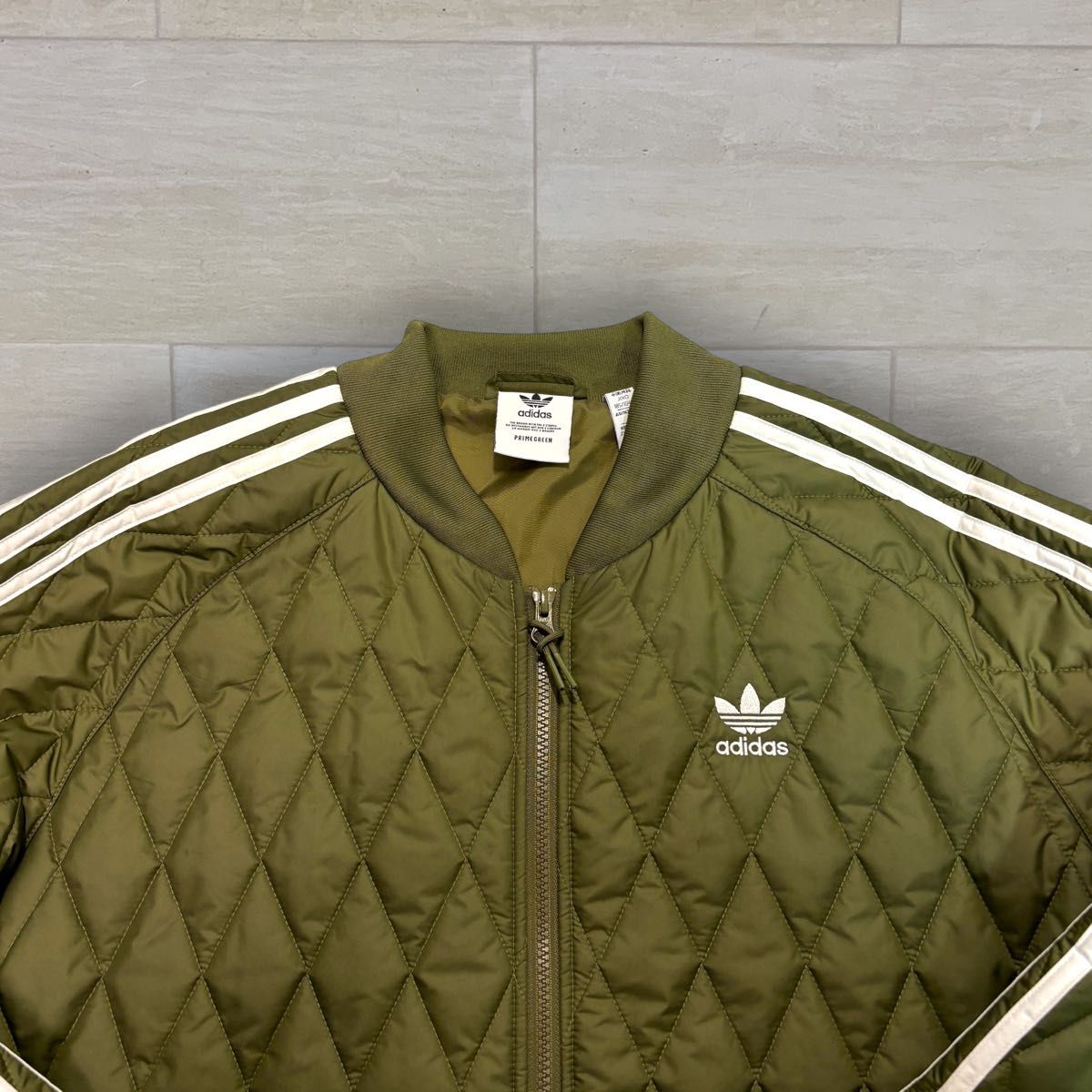 極美品】激レア 大きいサイズ adidas キルティングジャケット 極美品】激レア 大きいサイズ adidas キルティングジャケット
