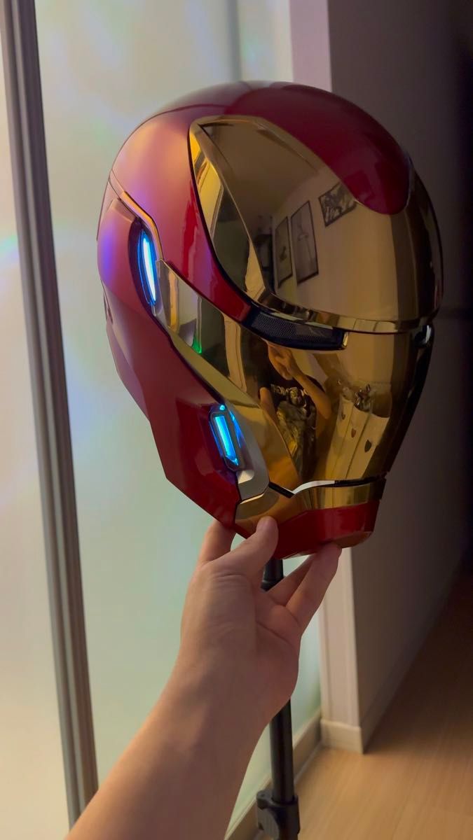 アイアンマンmark50 マスクアップデートヘルメット 自動開閉式 アイアンマンmark50 マスクアップデートヘルメット 自動開閉式