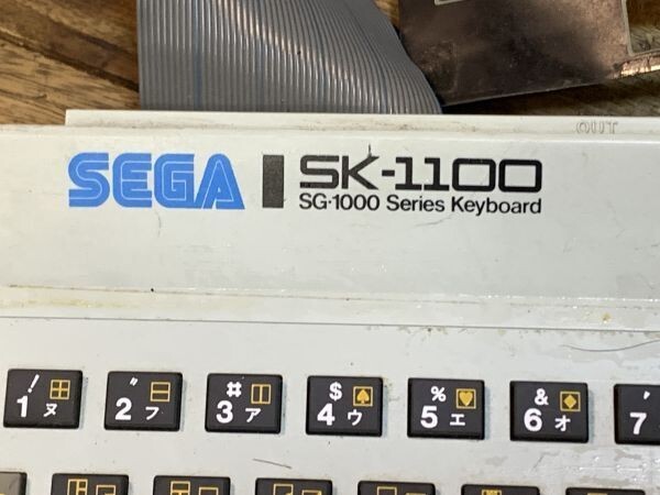 SEGA Sega keyboard SK-1100 surface seat peeling equipped 2F52AA