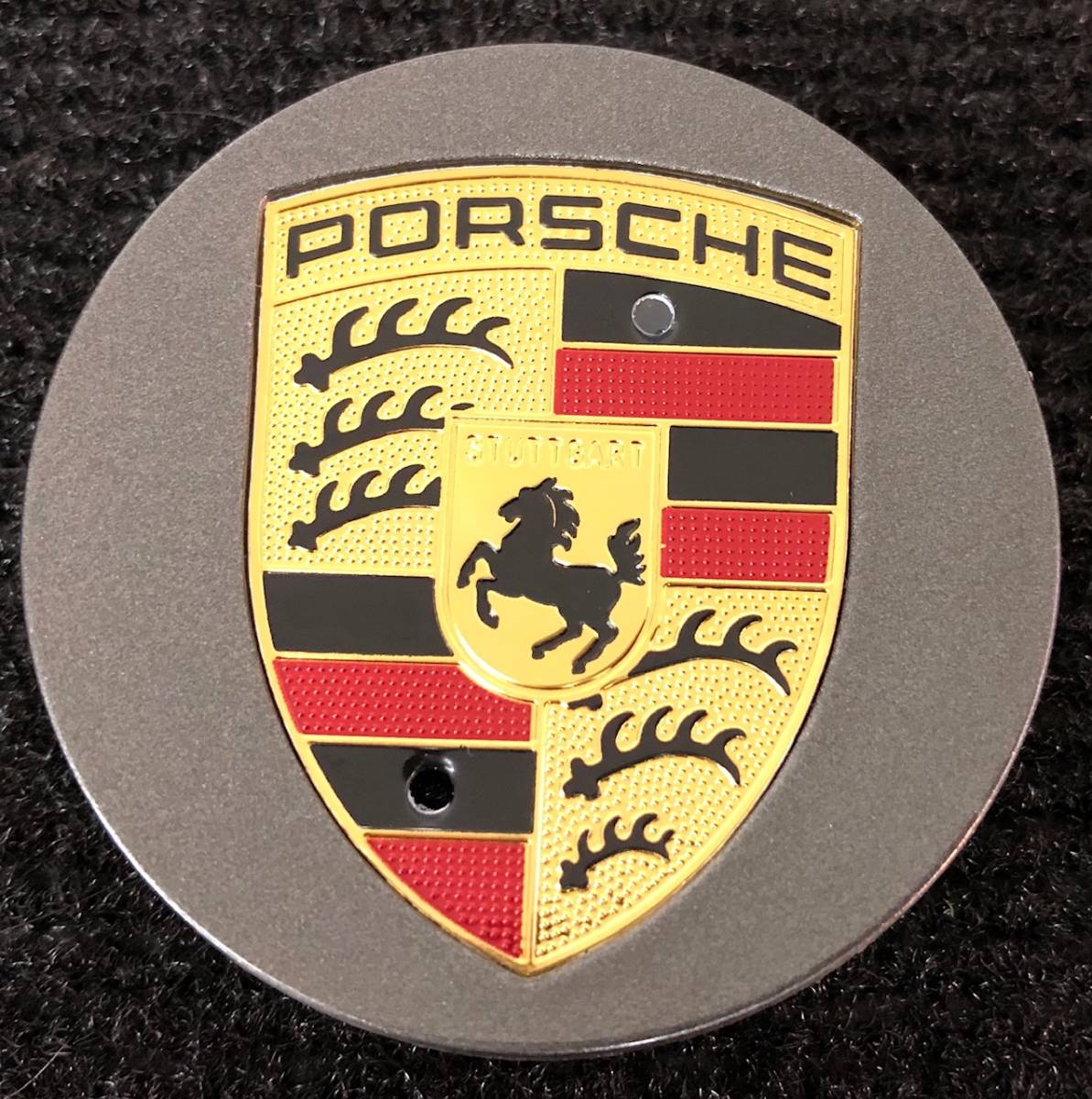 ポルシェ 65mm グレー・ゴールド 新品4個セット ホイールセンターキャップ 2015-2018 Porsche Macan Center Cap 95B-601-150-A-88Z 