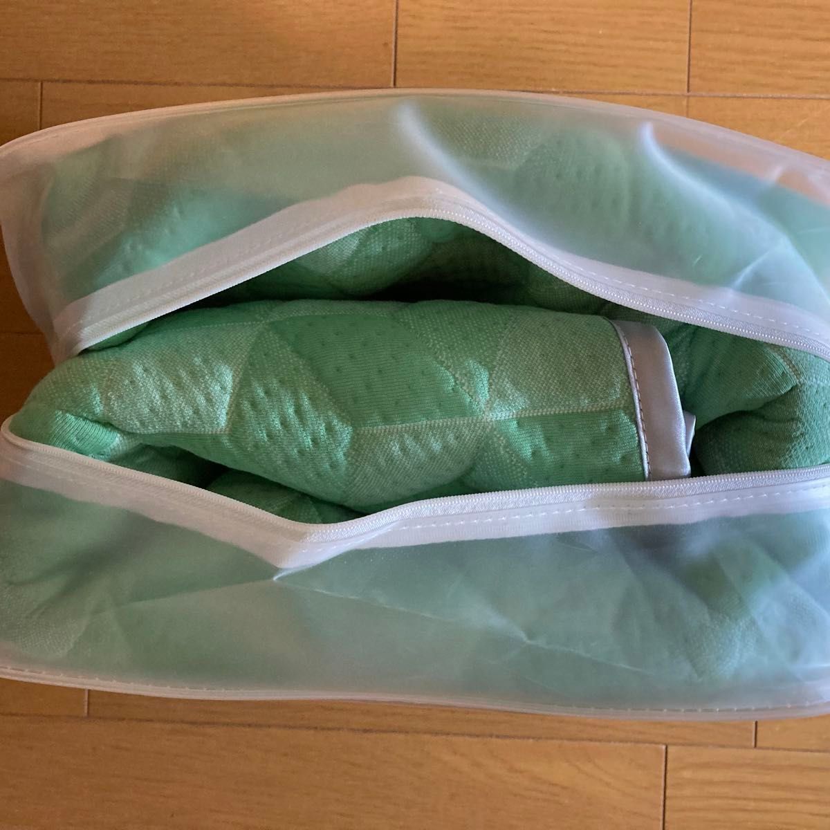 新品未使用】INVELブランケット(大)グリーン バイオセラミック 新品未使用】INVELブランケット(大)グリーン バイオセラミック