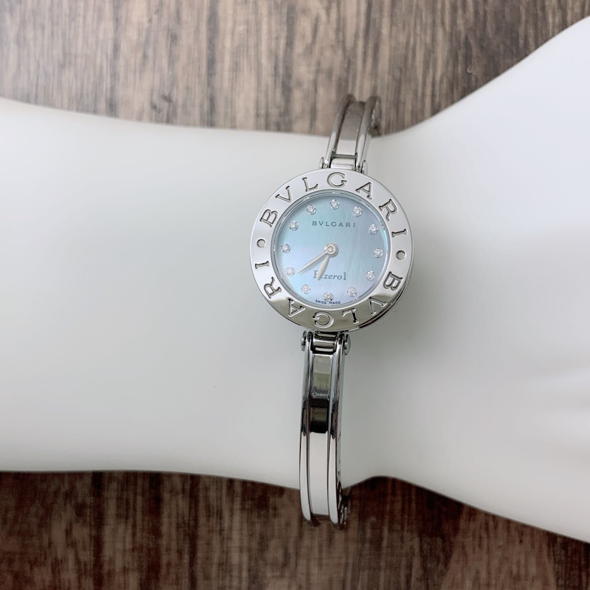 BVLGARI B-zero1 ビーゼロワン シェル文字盤 12PD ジャンク ブルガリ/BVLGARI B zero1 ブルーシェル 12Pダイヤ 超美品 鑑定