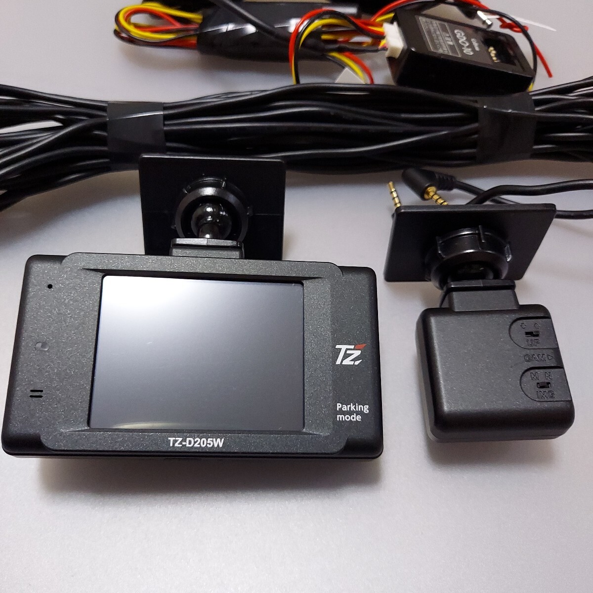 【中古】ドラレコ TZ-D205W トヨタ純正 CELLSTAR T'Z TZ-D205W 前後カメラ・常時電源