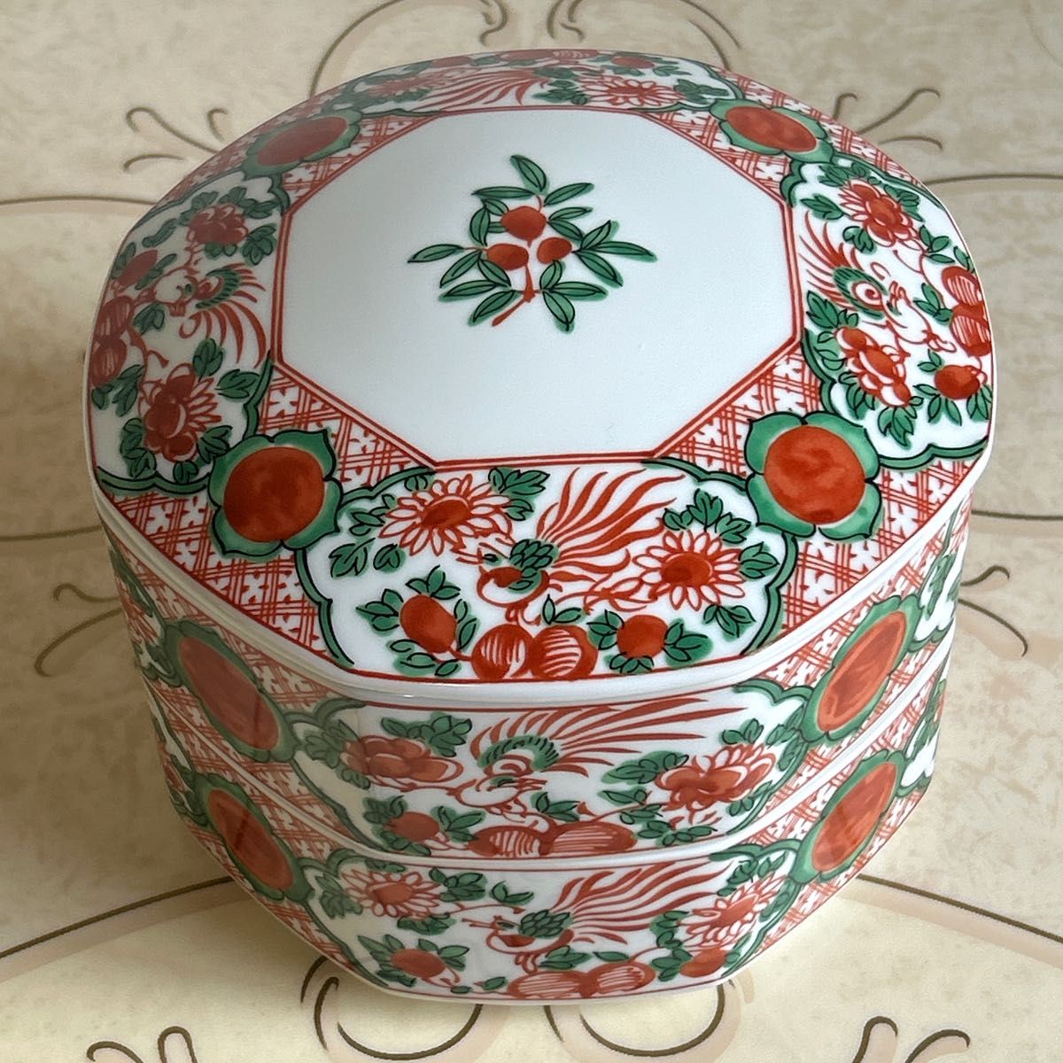 たち吉 赤玉 赤絵花鳥 八角 二段重 重箱 蓋付き重ね鉢 八角鉢 たち吉 赤玉 赤絵花鳥 八角 二段重 重箱 蓋付き重ね鉢 八角鉢