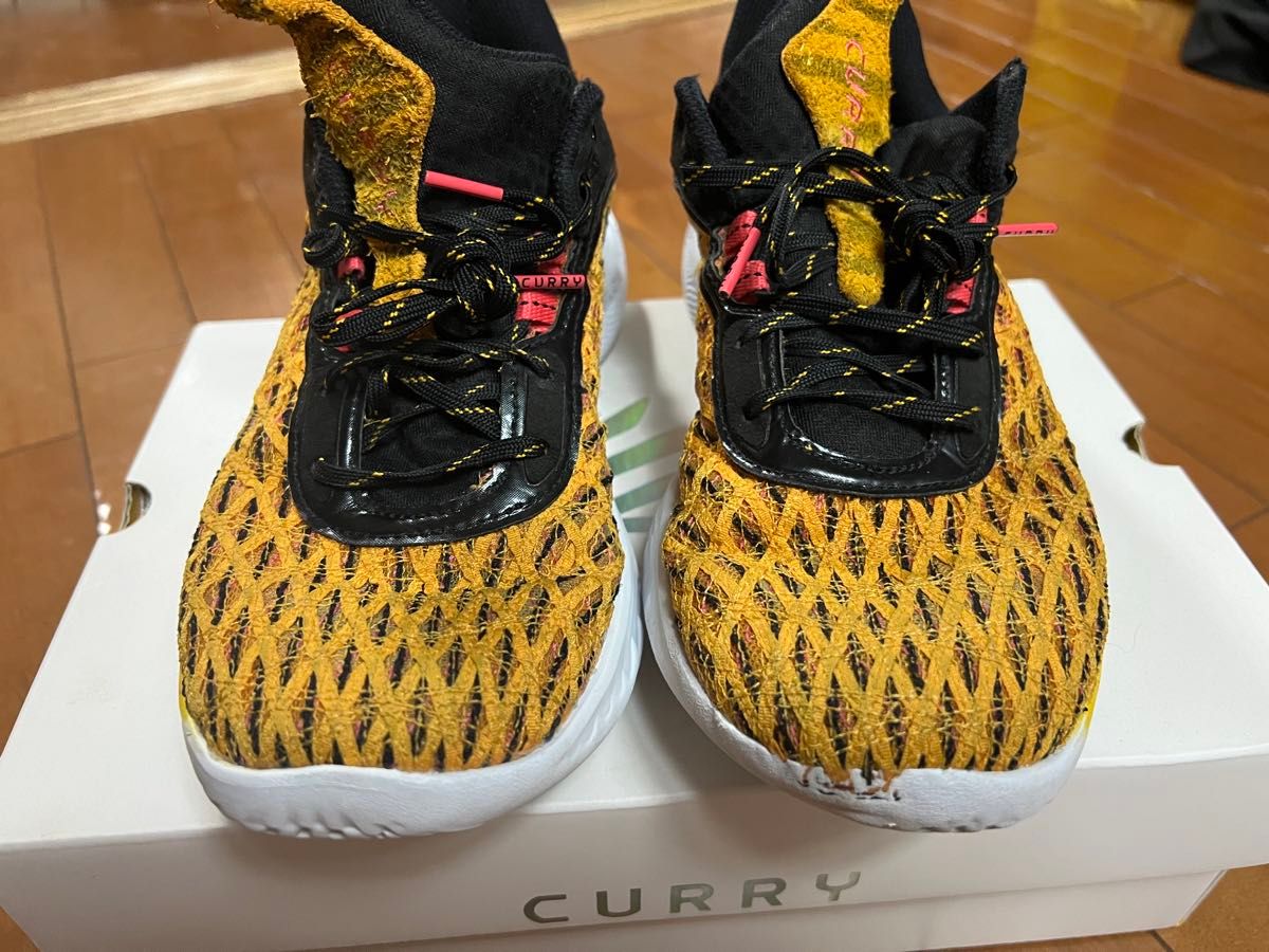 限定品 」Curry バスケットボールシューズ セサミーコラボ 限定品 」Curry バスケットボールシューズ セサミーコラボ