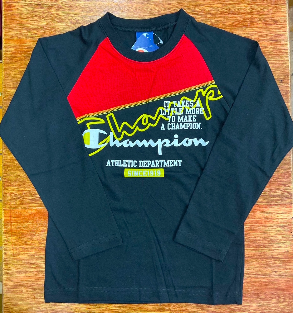 即決★新品タグ付 チャンピオン Champion 男児★ロゴ柄 切り替え 長袖Tシャツ/rd★子供 150cm ジュニアサイズ ￥1870