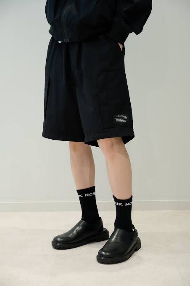 GU アンダーカバー UNDERCOVER ワイド パンツ Mサイズ 黒 カーゴ GU アンダーカバー UNDERCOVER ワイド パンツ Mサイズ 黒 カーゴ