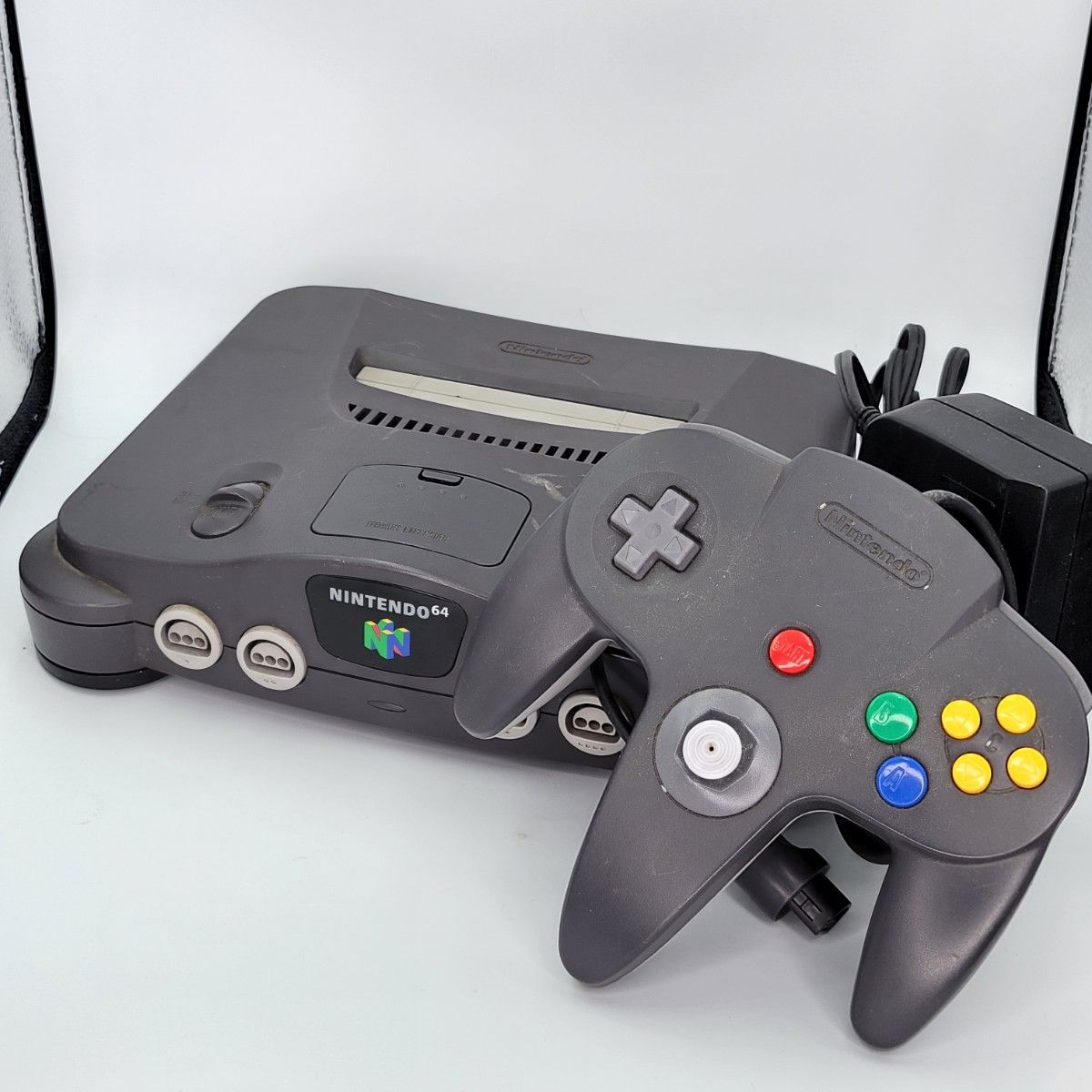 任天堂 Nintendo64 N64 本体 コントローラー 通電確認のみ 現状 任天堂 Nintendo64 N64 本体 コントローラー 通電確認のみ 現状
