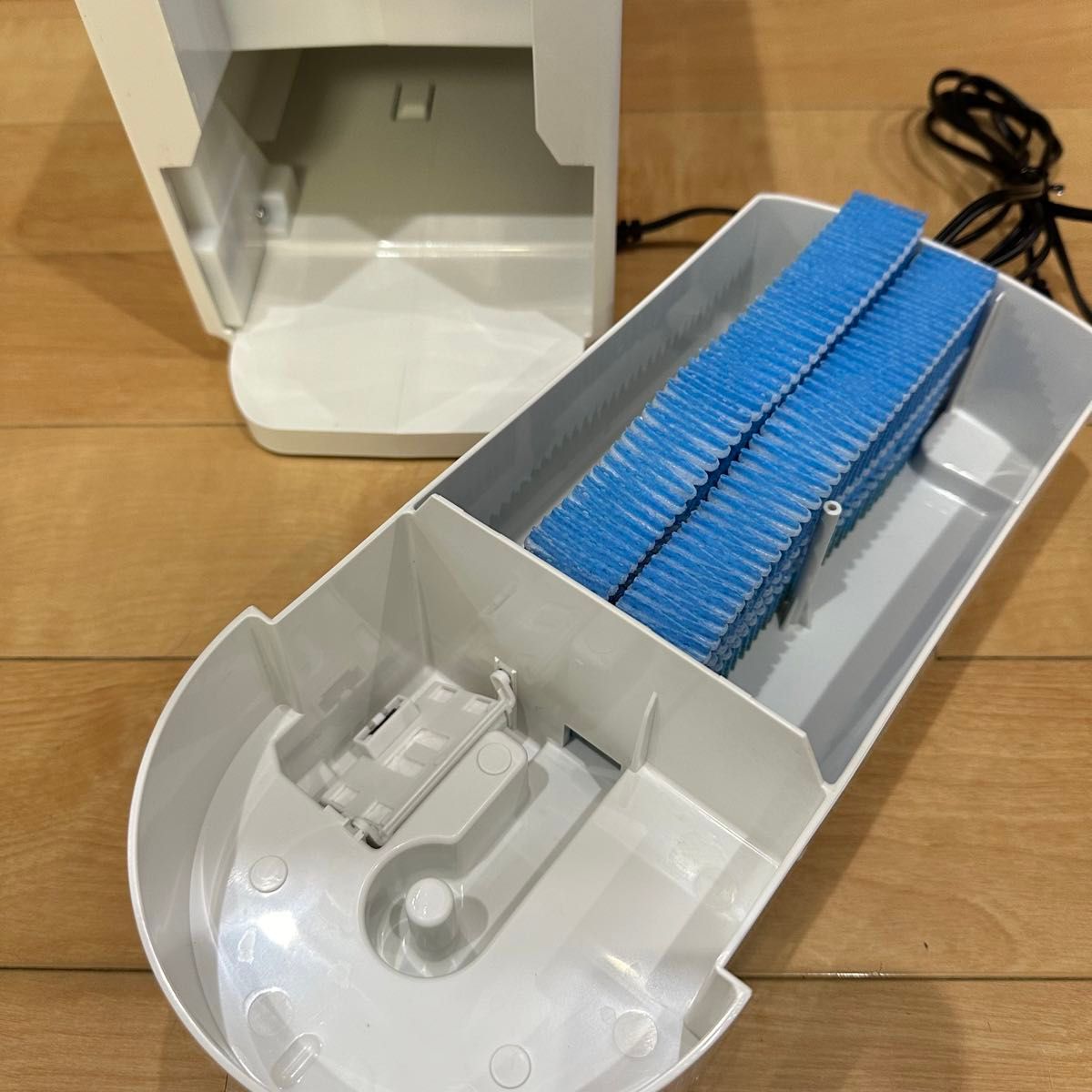 Dainichi Plus ダイニチプラス 加湿器 HD-300F (W) 加湿器 Dainichi Plus ダイニチプラス 加湿器 HD-300F (W) 加湿器