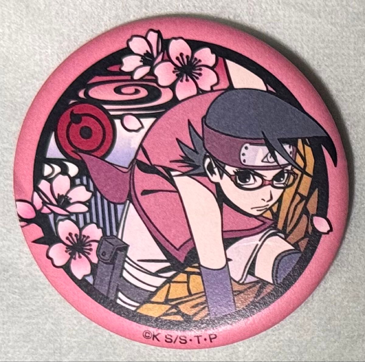 NARUTO ジャンプショップ 切り絵 缶バッジ サスケ サクラ サラダ NARUTO ジャンプショップ 切り絵 缶バッジ サスケ サクラ サラダ