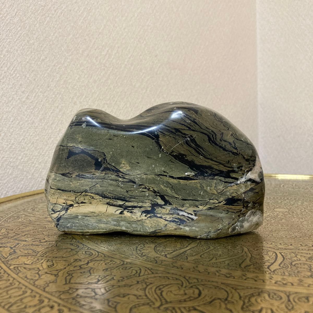 蛇紋石置物 蛇石 ヘビ石 水石 オブジェ 縁起物 天然石 鑑賞石 蛇紋石置物 蛇石 ヘビ石 水石 オブジェ 縁起物 天然石 鑑賞石