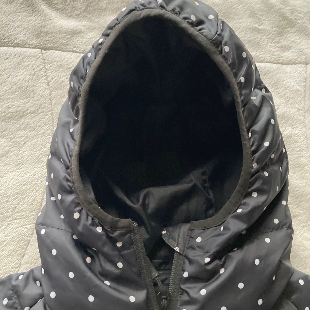 stussy ステューシー ダウンジャケット L ブラックドット柄 水玉 stussy ステューシー ダウンジャケット L ブラックドット柄 水玉