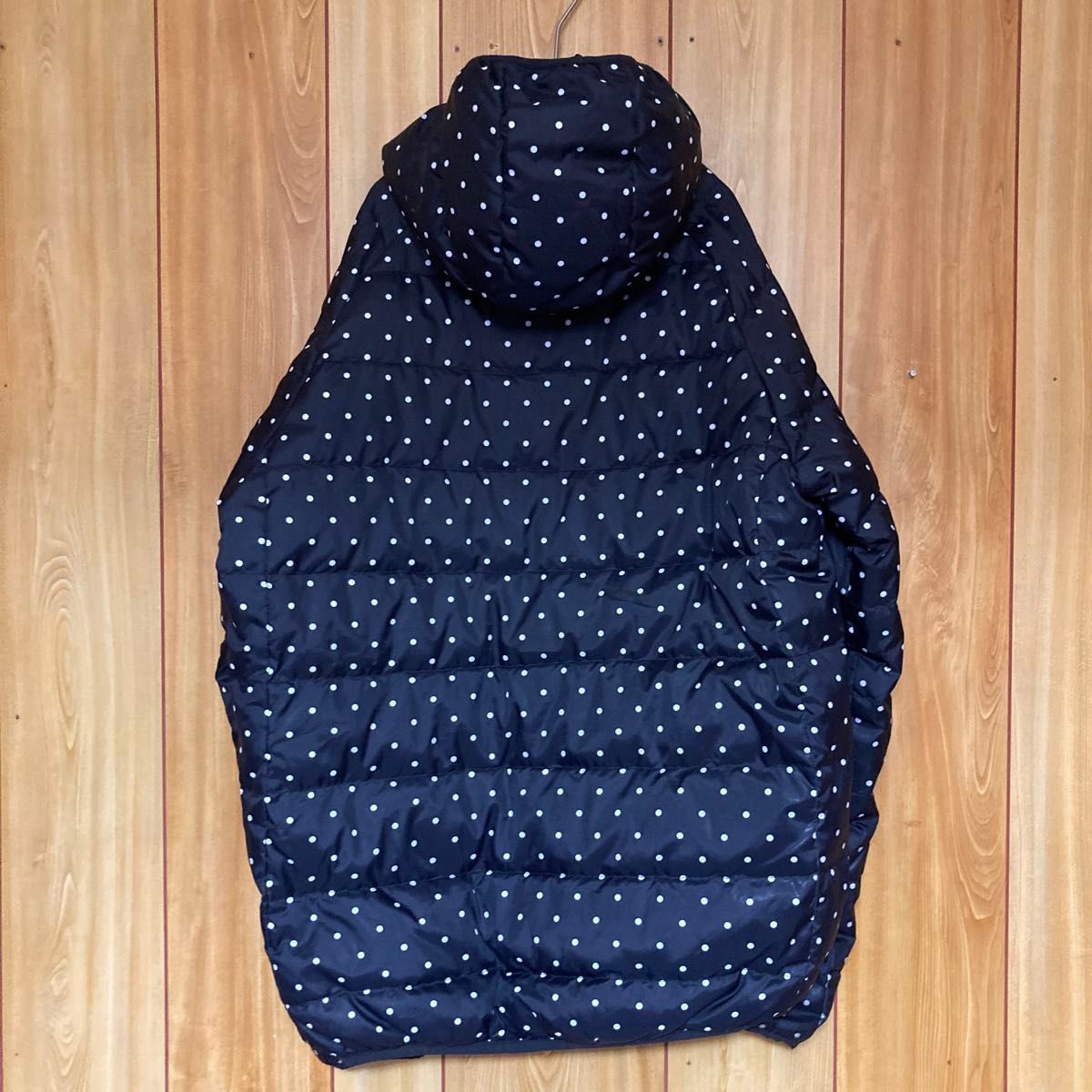 stussy ステューシー ダウンジャケット L ブラックドット柄 水玉 stussy ステューシー ダウンジャケット L ブラックドット柄 水玉