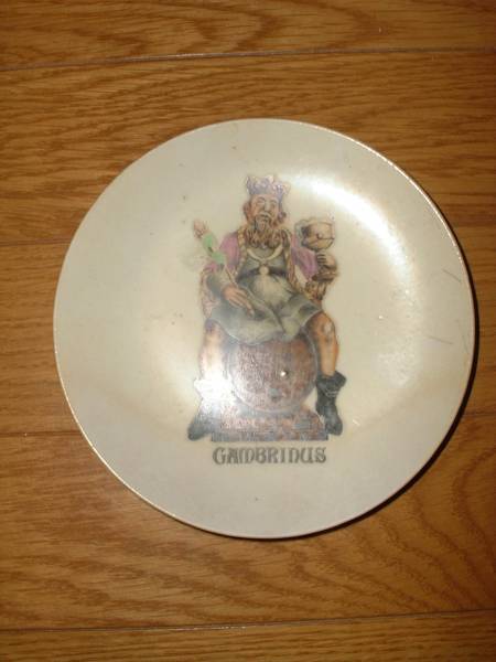  giraffe * Via * hole 1958* decoration plate *GAMBRINUS