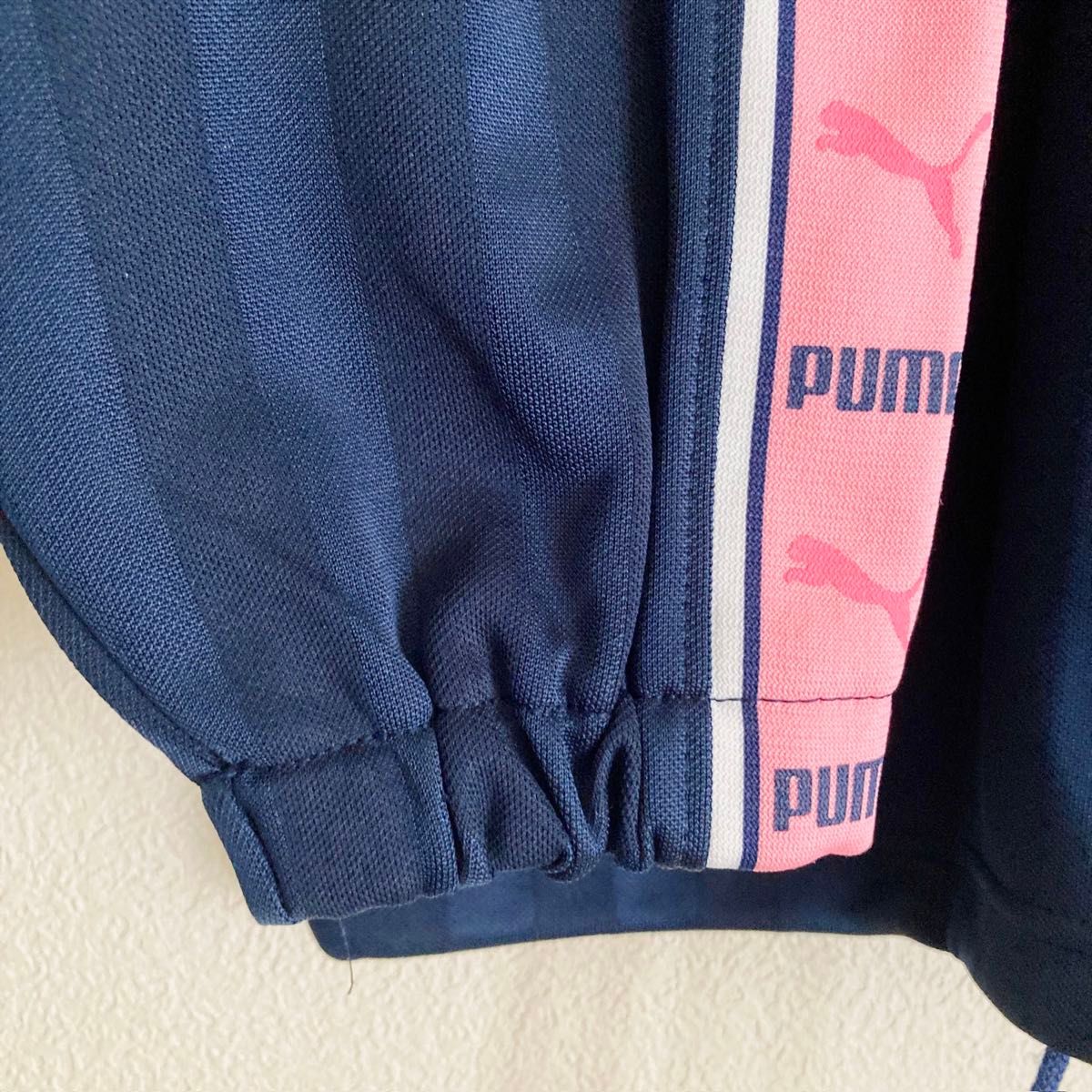 正規品 美品 PUMA プーマ ジャージ 上のみ ピンク ネイビー L−O 正規品 美品 PUMA プーマ ジャージ 上のみ ピンク ネイビー L−O