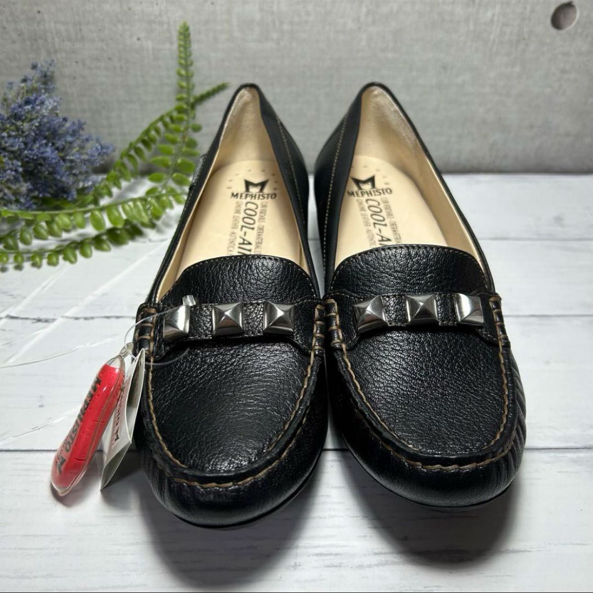 新品・未使用【MEPHISTO】メフィスト ローファー(24 5)スタッズ 新品・未使用【MEPHISTO】メフィスト ローファー(24 5)スタッズ