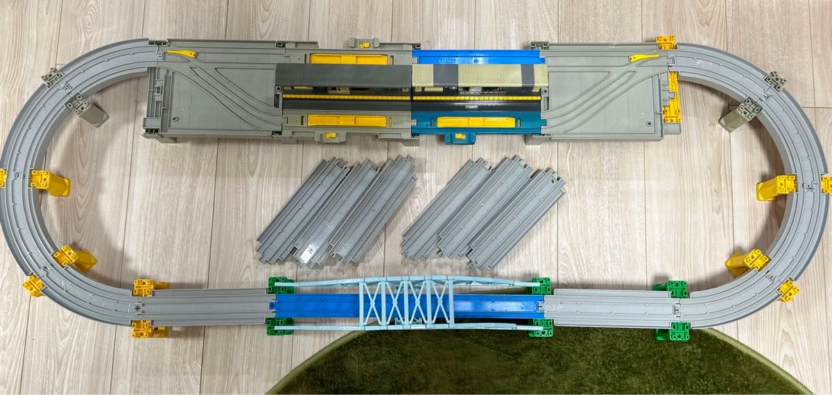 【SEAL限定商品】 プラレール 高架駅 レイアウト|Yahoo!フリマ(旧PayPayフリマ) セット