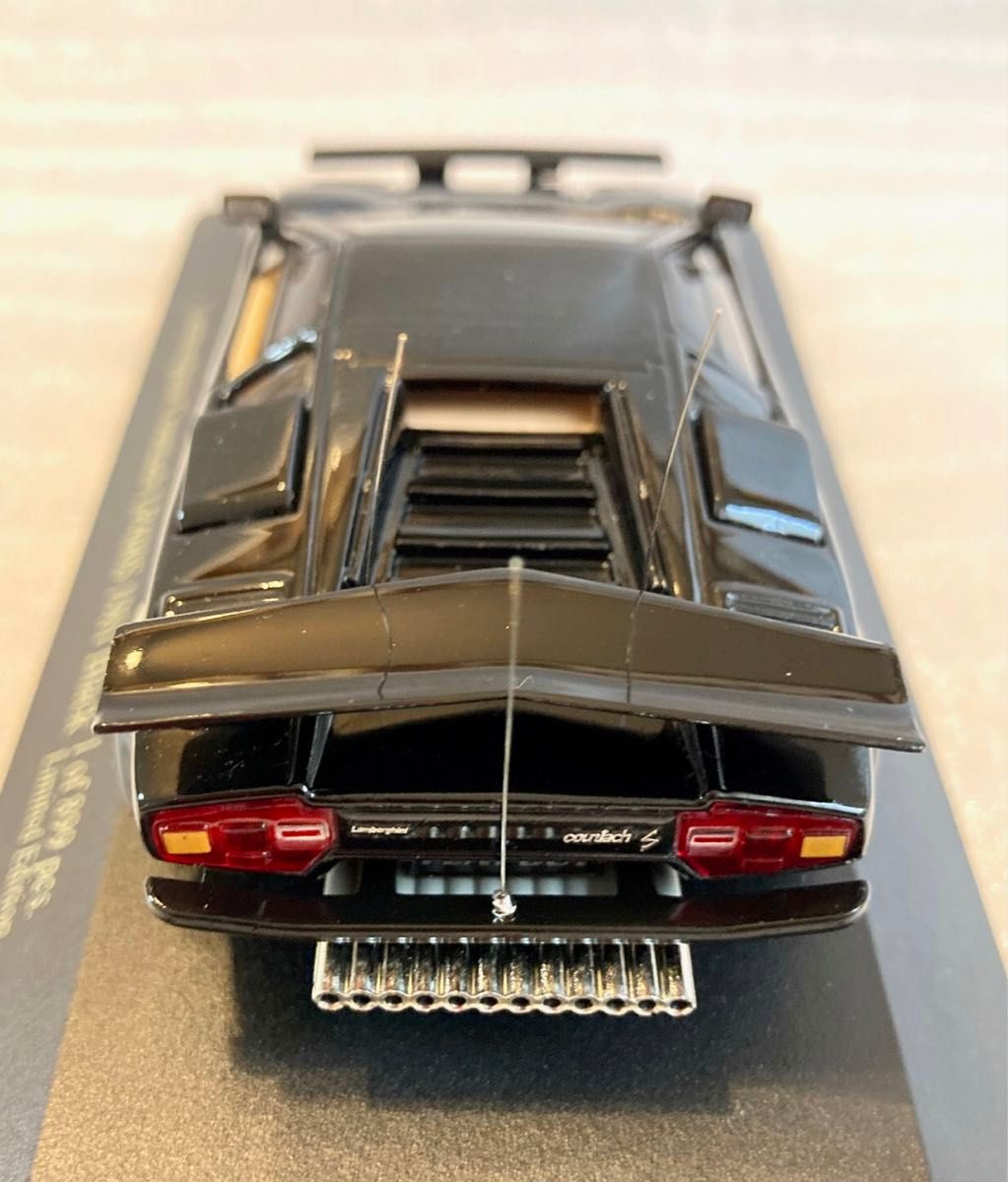 ジール『Zi-L』(iXO)1/43 ランボルギーニ カウンタック LP-400S ジール『Zi-L』(iXO)1/43 ランボルギーニ カウンタック LP-400S