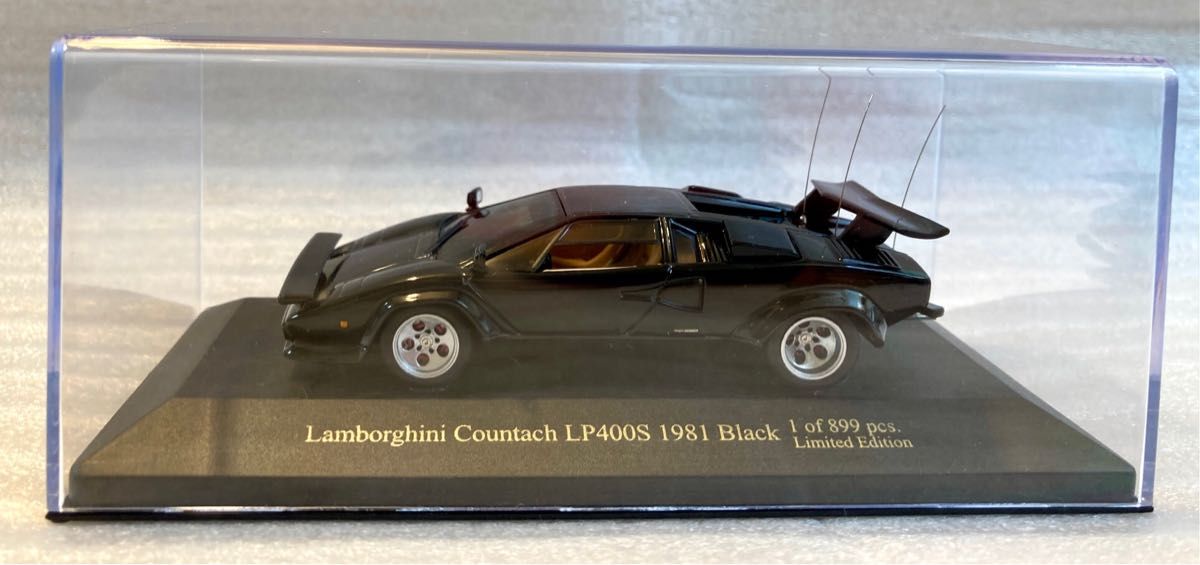 ジール『Zi-L』(iXO)1/43 ランボルギーニ カウンタック LP-400S ジール『Zi-L』(iXO)1/43 ランボルギーニ カウンタック LP-400S