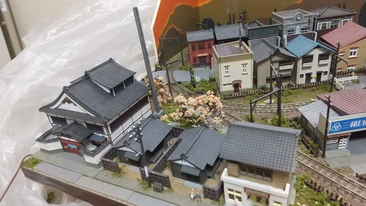 稼働プチ・ジャンク ジオラマ /昭和の鉄道模型を作る・車輌1台と 稼働プチ・ジャンク ジオラマ /昭和の鉄道模型を作る・車輌1台と