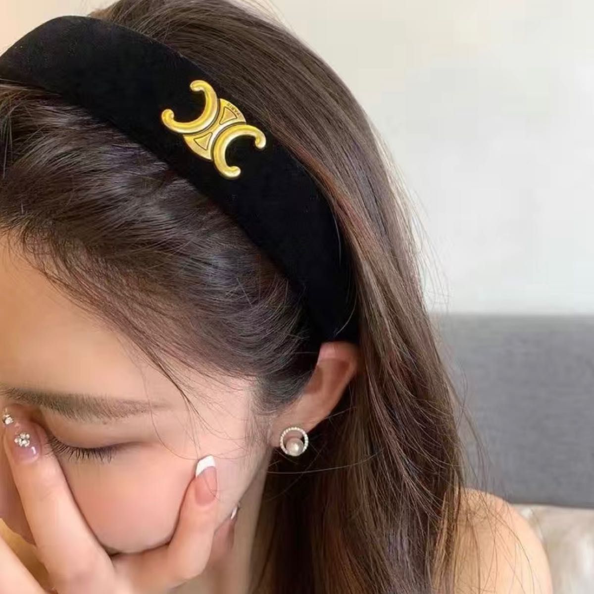 新品未使用 セリーヌ カチューシャ celine ヘアバンド 新品未使用 セリーヌ カチューシャ celine ヘアバンド