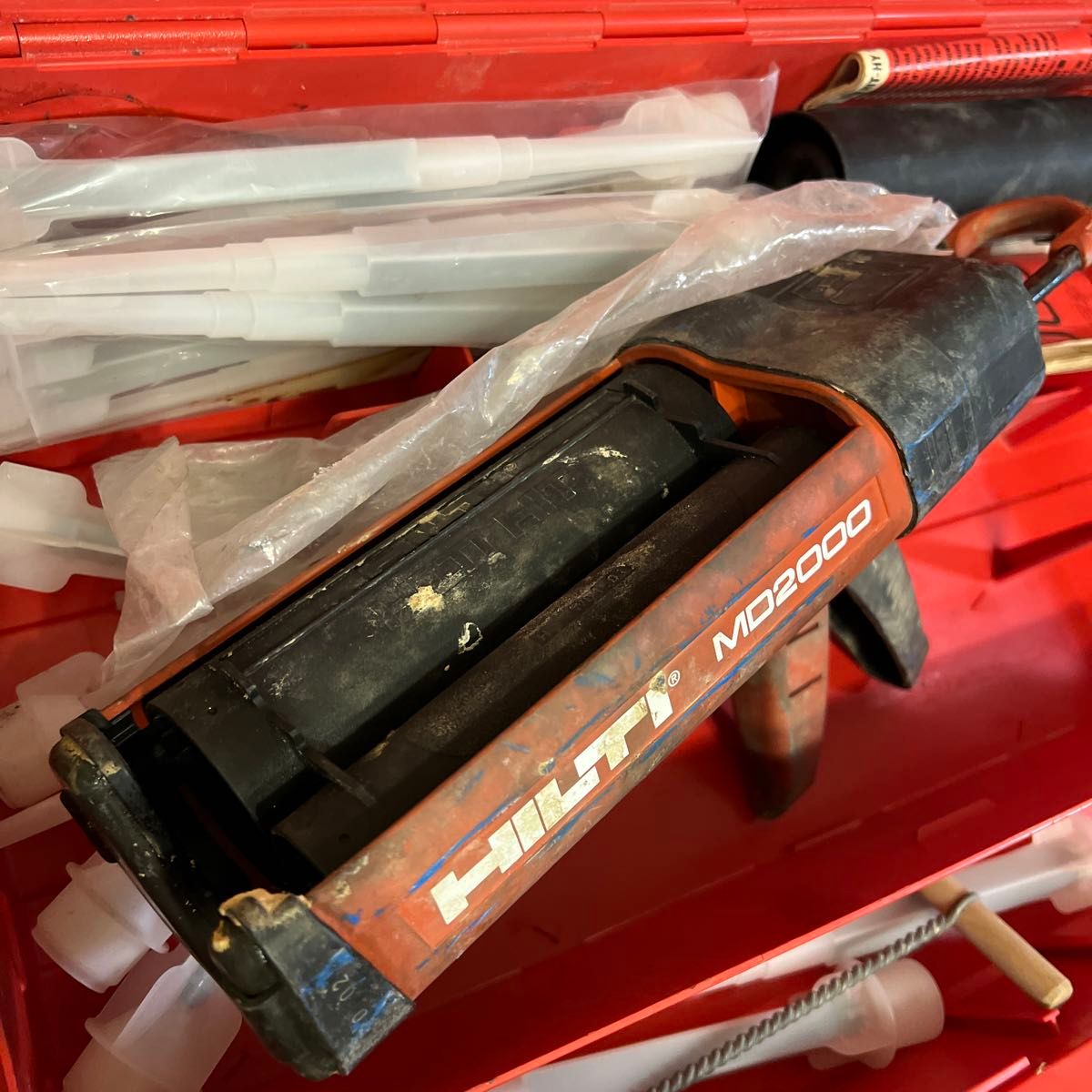 HILTI ヒルティ MD2000 手動式 ディスペンサー コーキングガン HILTI ヒルティ MD2000 手動式 ディスペンサー コーキングガン