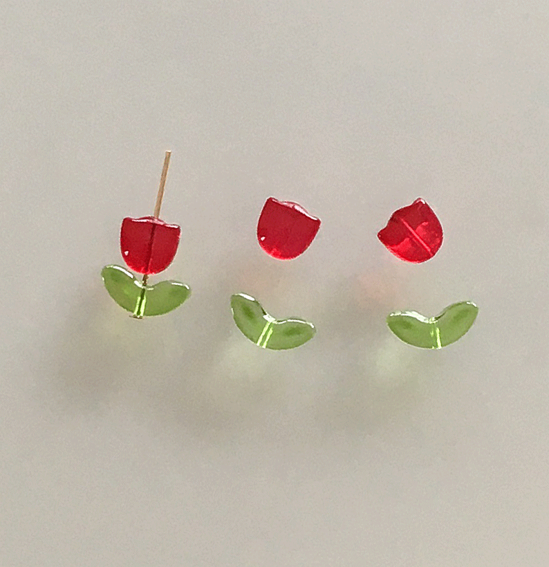 ガラスフラワー/チューリップ【赤色＋緑葉】10セットで150円