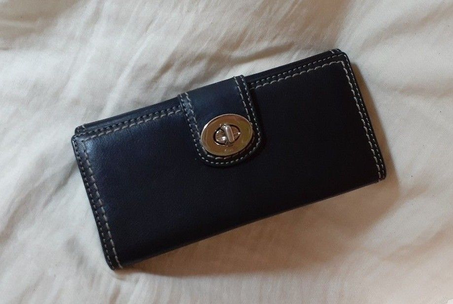 COACH コーチ 長財布 レザー ネイビー 紺色 財布|Yahoo!フリマ COACH コーチ 長財布 レザー ネイビー 紺色 財布|Yahoo!フリマ