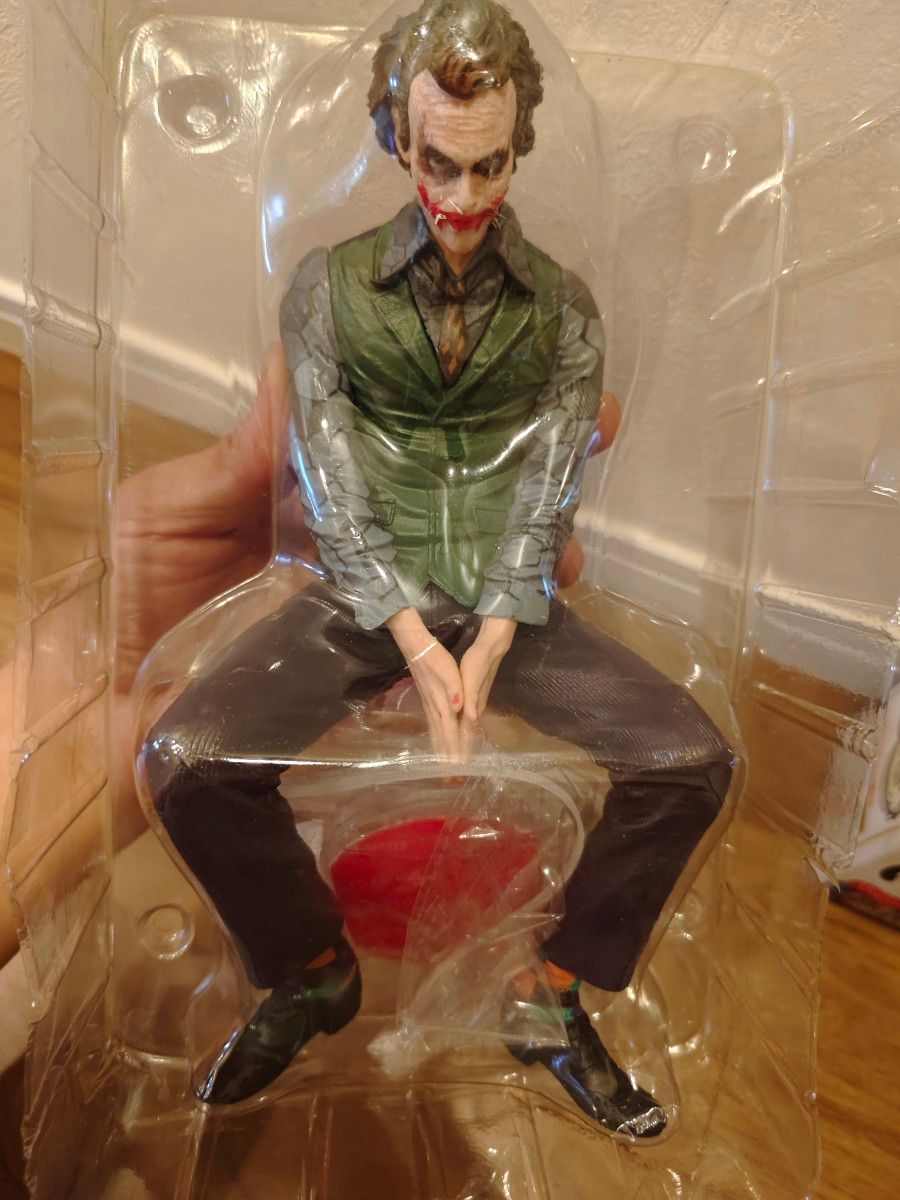 ジョーカー ヒース・レジャー DC バットマンダークナイト 車装飾 ジョーカー ヒース・レジャー DC バットマンダークナイト 車装飾