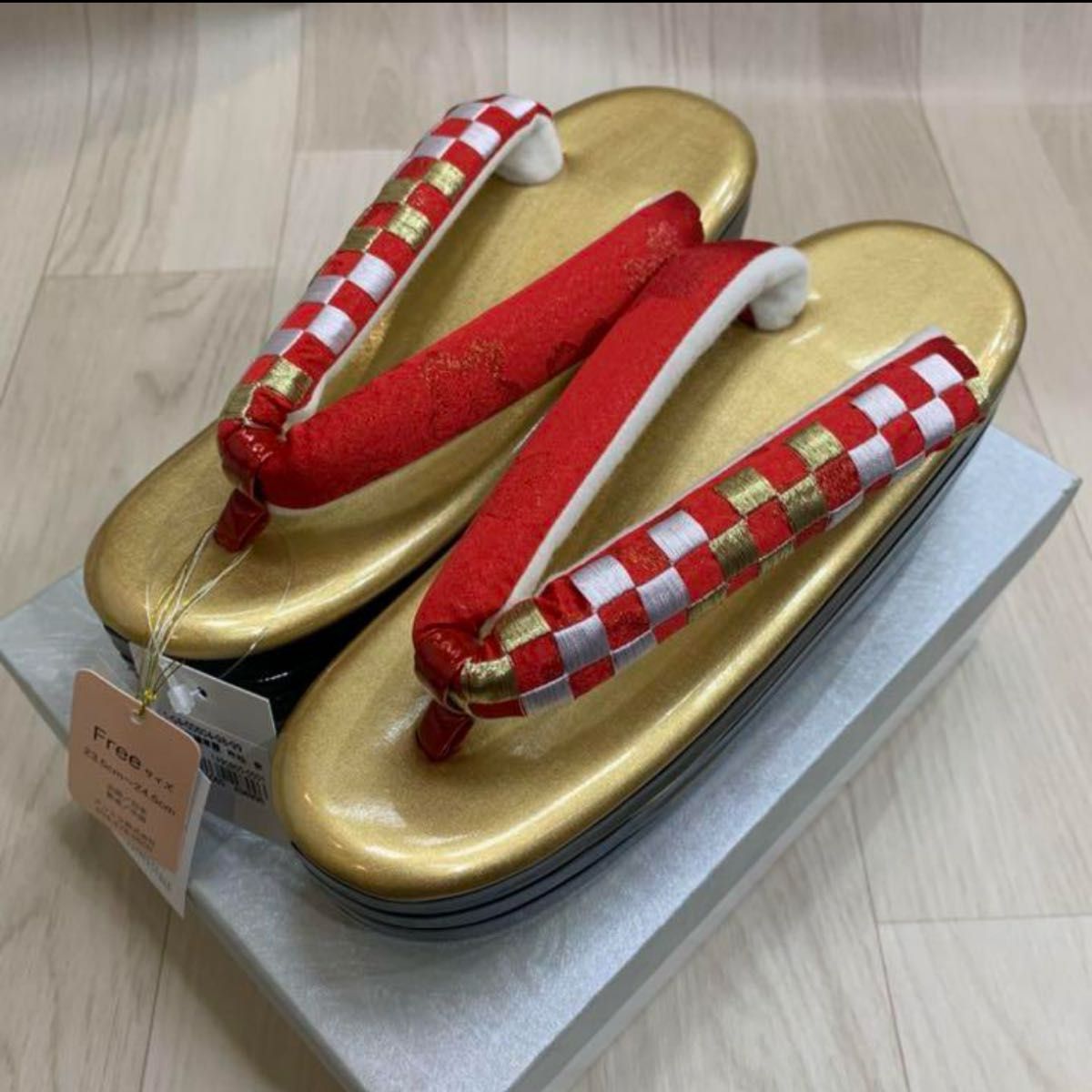 人気大割引 1点限り 新品未使用品 卒業式 袴 刺繍 草履 セット 草履バッグ 着物・浴衣
