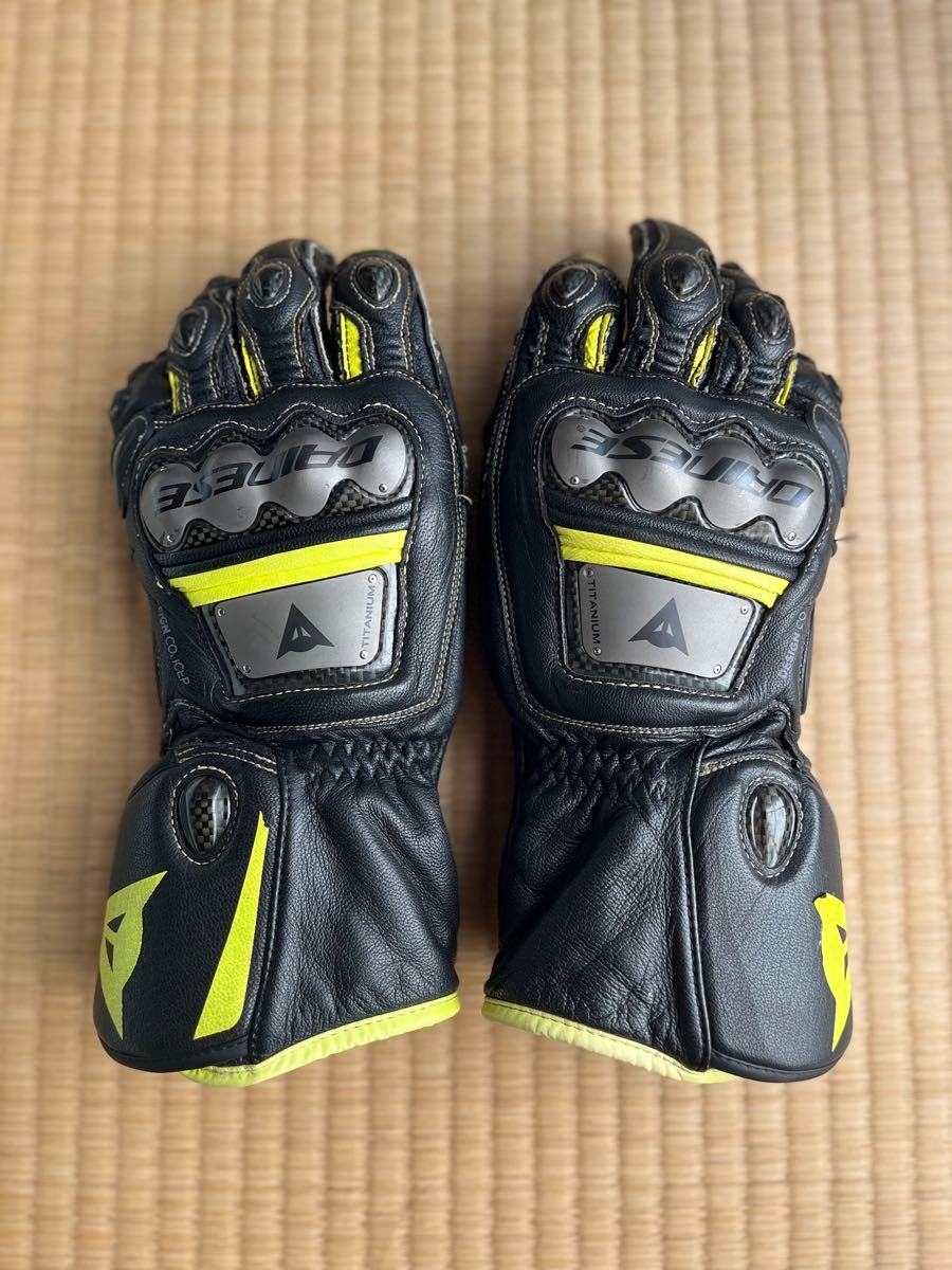 美品 Dainese full metal 6 レーシンググローブ Mサイズ 美品 Dainese full metal 6 レーシンググローブ Mサイズ