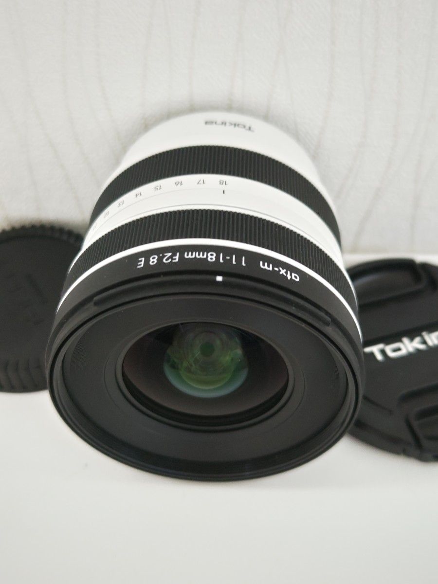 希少白 Tokina atx-m 11-18mm WE F2 8 E トキナー ホワイト 希少白 Tokina atx-m 11-18mm WE F2 8 E トキナー ホワイト
