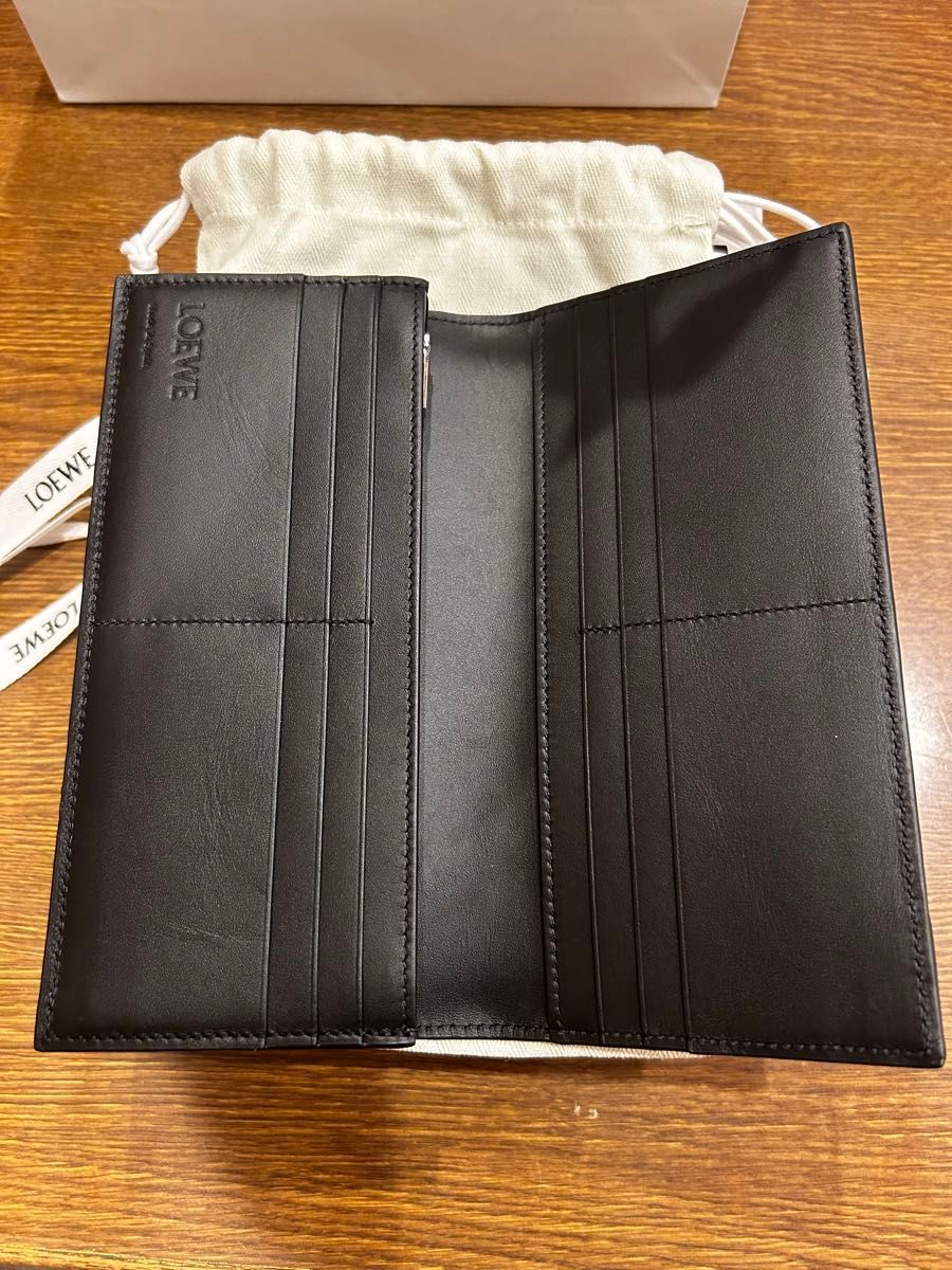 新品未使用 LOEWE 長財布 パズルロングホリゾンタルウォレット 新品未使用 LOEWE 長財布 パズルロングホリゾンタルウォレット