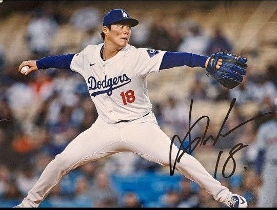 祝 WS優勝 山本由伸選手直筆サイン入りフォトグラフ|Yahoo 祝 WS優勝 山本由伸選手直筆サイン入りフォトグラフ|Yahoo