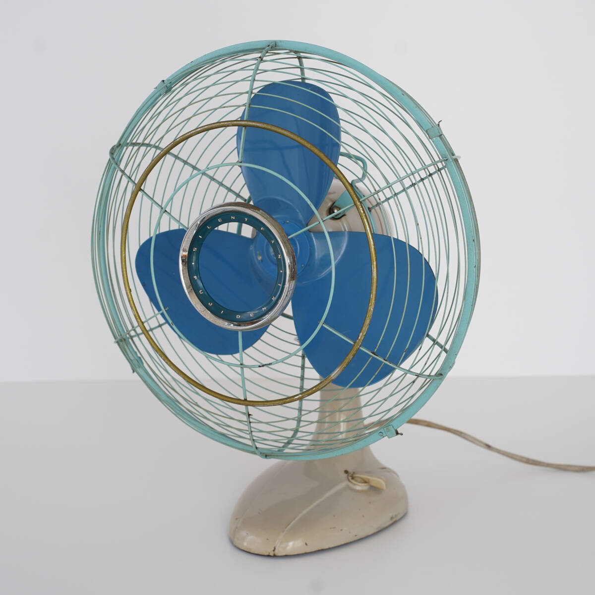 富士電機 SILENT FAN 扇風機 FAH 3059 30cm 昭和レトロ 富士電機 SILENT FAN 扇風機 FAH 3059 30cm 昭和レトロ