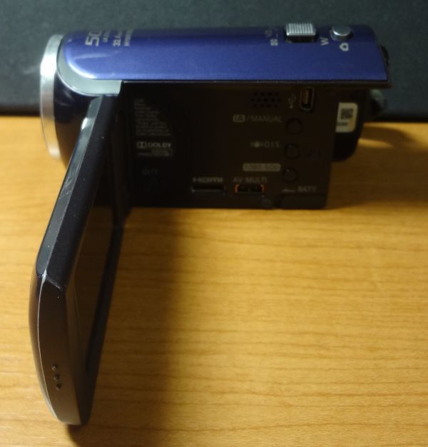 ◆ビデオカメラ◆パナソニック(Panasonic・松下電器)　HC-V300M ネイビー　(中古)　バッテリーあり_画像3