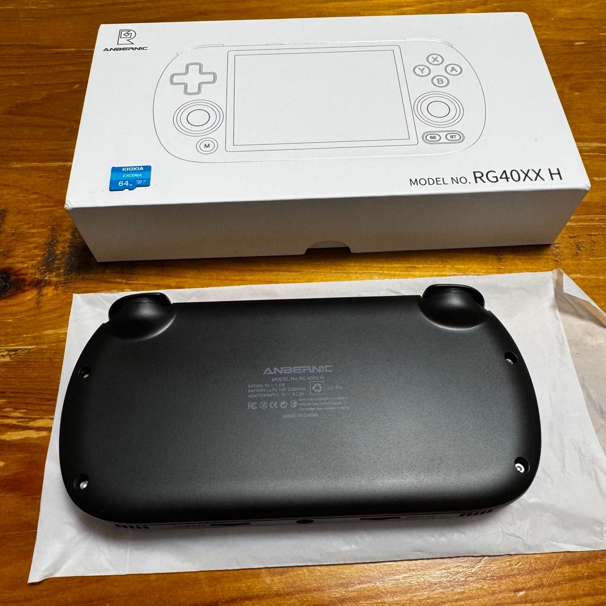 ANBERNIC RG40XX H ブラック 中古美品 中華レトロゲーム機 ANBERNIC RG40XX H ブラック 中古美品 中華レトロゲーム機