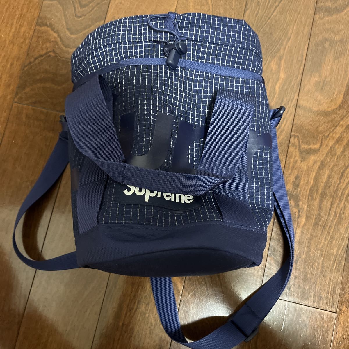 supreme シュプリーム ショルダーバッグ ボディバッグ ネイビー supreme シュプリーム ショルダーバッグ ボディバッグ ネイビー
