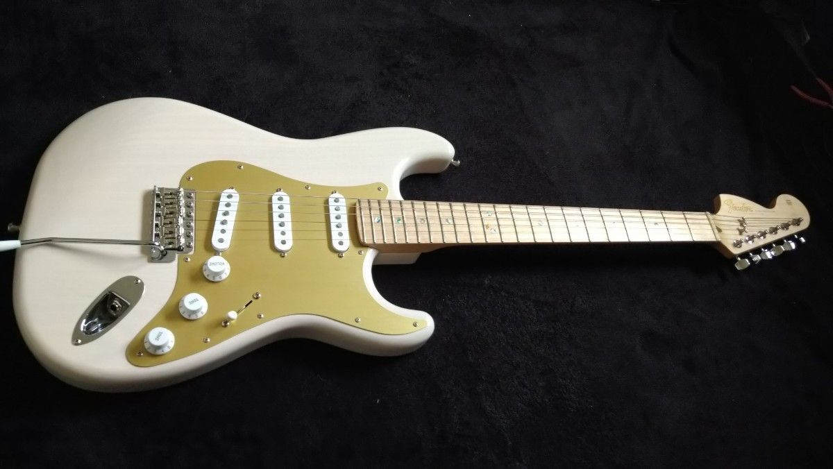 美品 Fender Made in Japan IKEBE FSR 1966 Stratocaster 美品 Fender Made in Japan IKEBE FSR 1966 Stratocaster