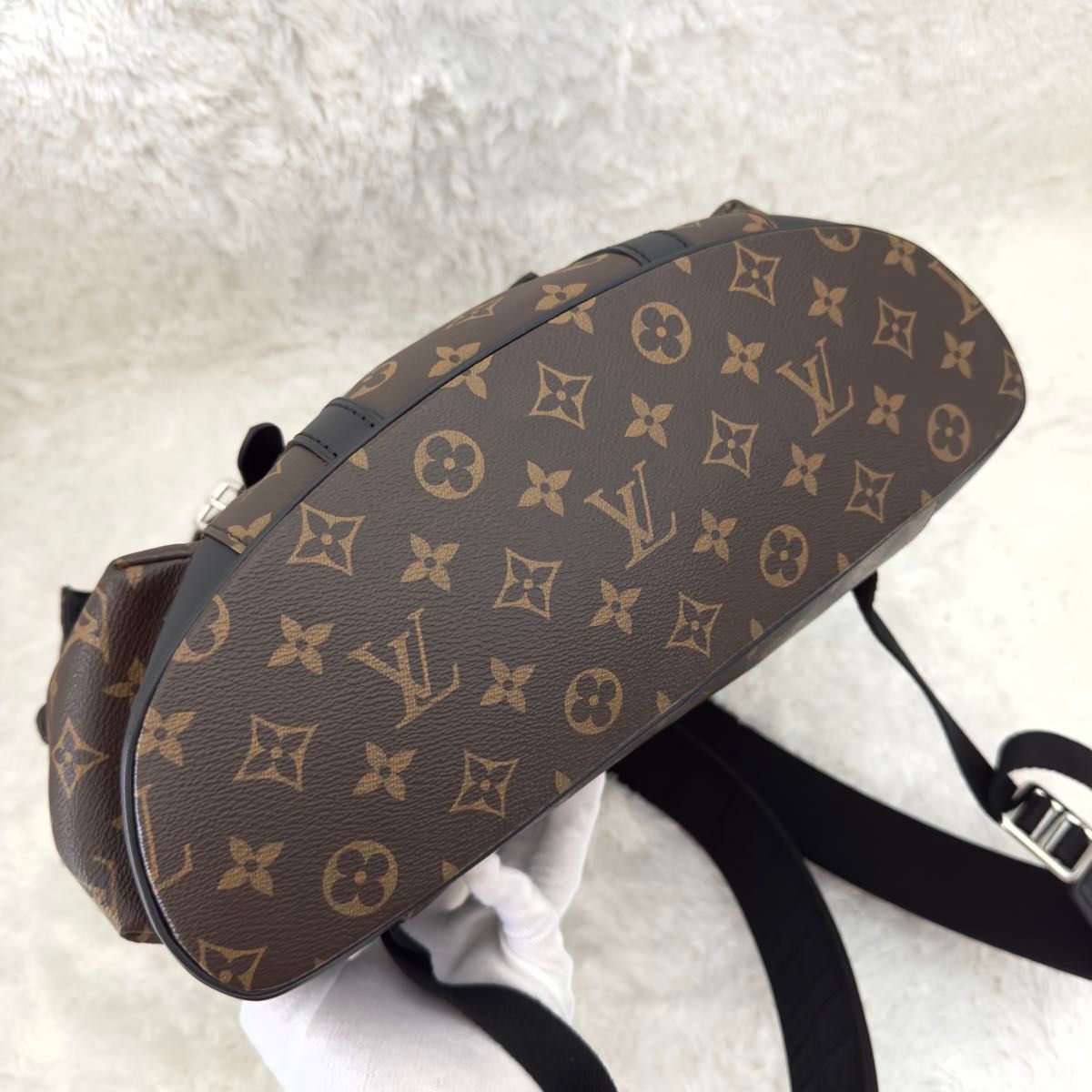 極上美品 現行 RFID LOUIS VUITTON ルイヴィトン クリストファー 極上美品 現行 RFID LOUIS VUITTON ルイヴィトン クリストファー