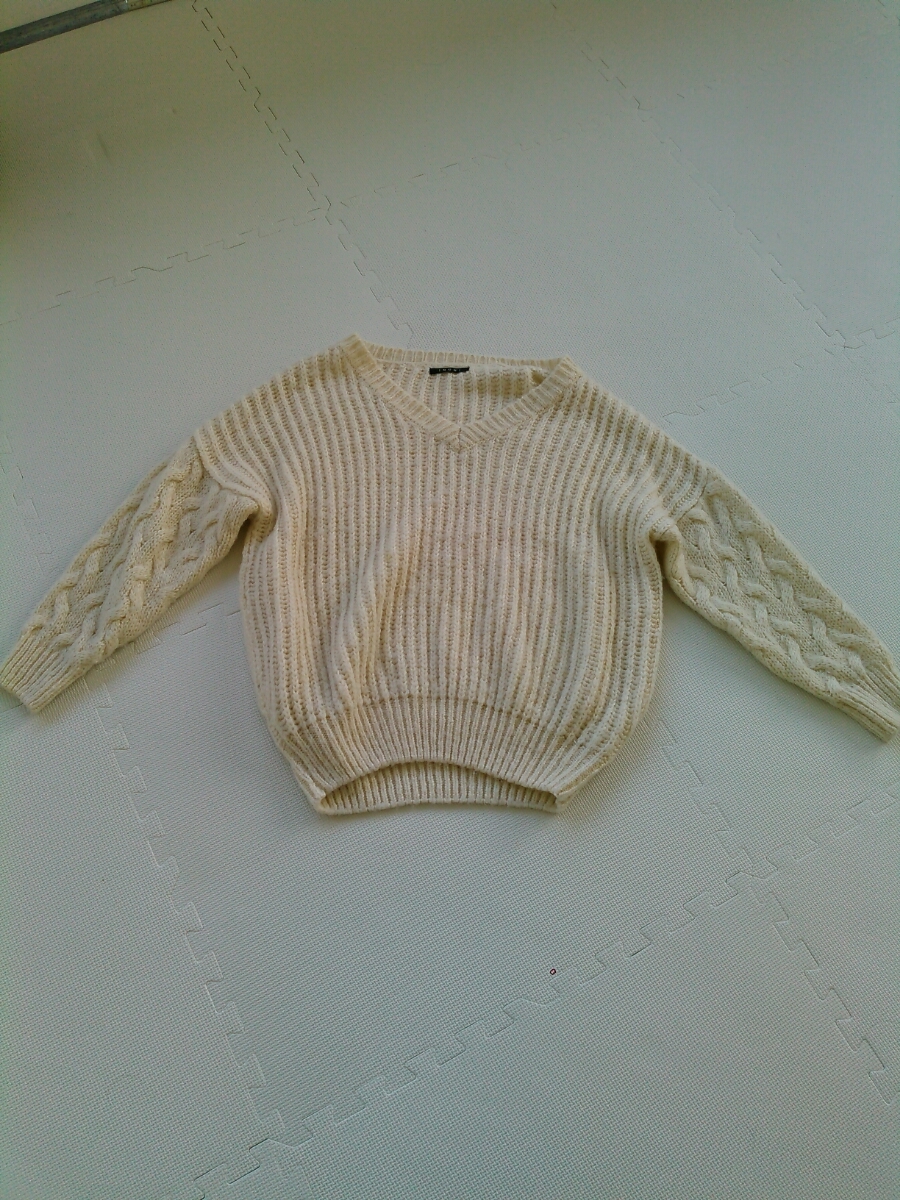 ★INGNI 白いセーター　_画像1