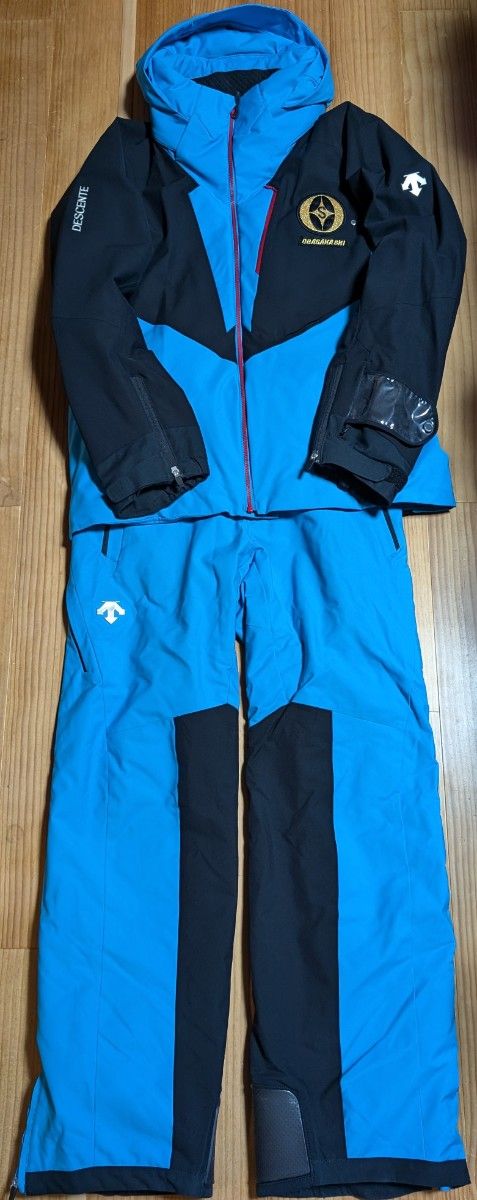 非売品 オガサカチーム デサント スキーウエア 上下セット O 非売品 オガサカチーム デサント スキーウエア 上下セット O